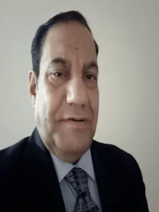 عباس محمود عامر