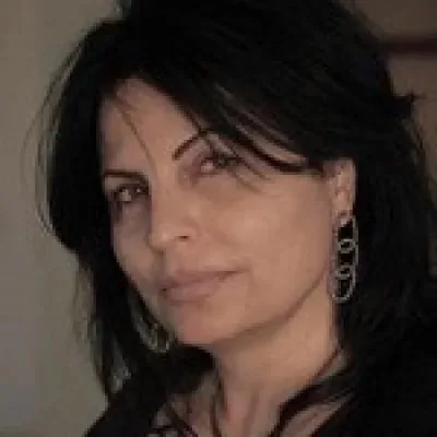 نداء خوري