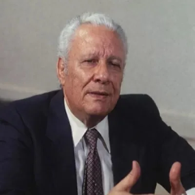 أحمد خميس