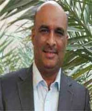 علاء خلف