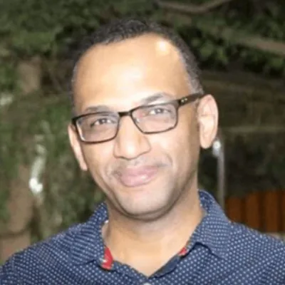 أنس مصطفى