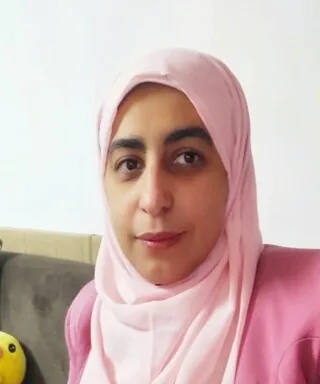سارة حسان