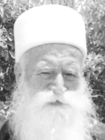 حسين أبو فخر