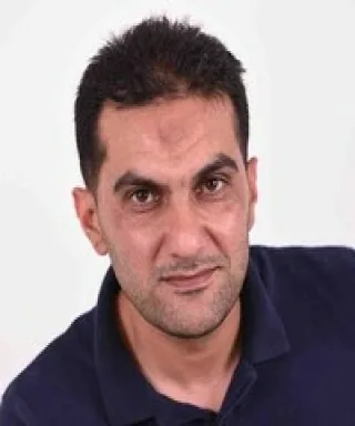 إسلام عكرية