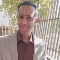 طارق علي الصيرفي