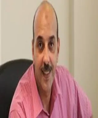 أشرف الشافعي