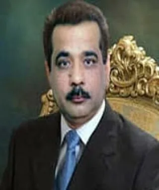 علاء الأديب